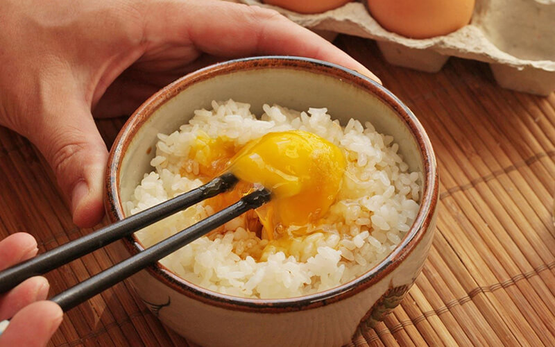 Trứng gà sạch ăn sống được không? Dinh dưỡng trong trứng gà sống 3 Trứng gà sạch ăn sống được không? Dinh dưỡng trong trứng gà sống