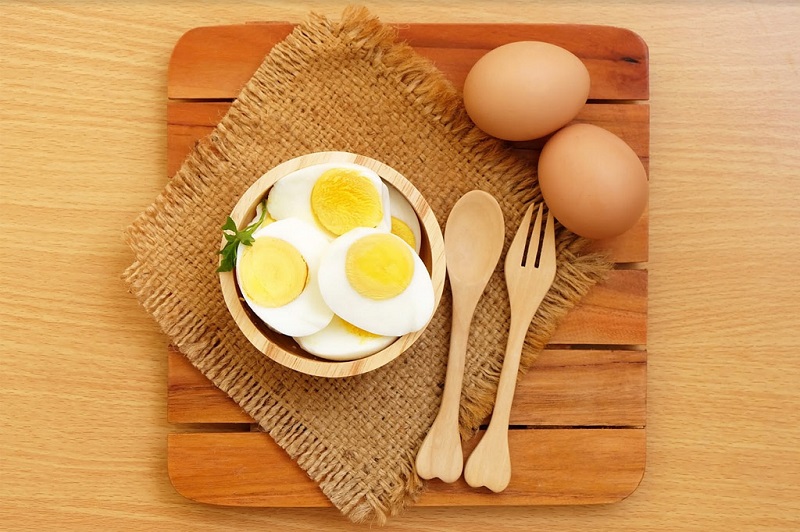 Hướng cách chế biến trứng gà sạch cho bé phát triển trí não